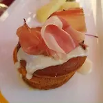 Casa Vacanze Santa Bona Дом отдыха *