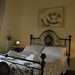 Casa Vacanze Santa Bona *